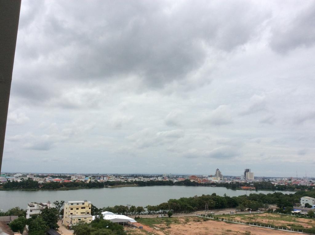 Himawari At Condominium Khonken Szoba fotó